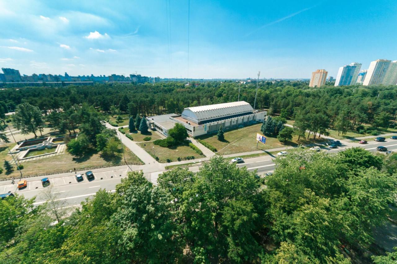 Apartments on Henerala Zhmachenka Kiew Exterior foto