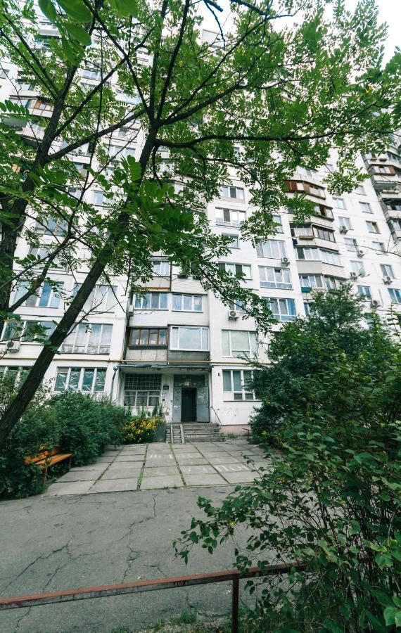 Apartments on Henerala Zhmachenka Kiew Zimmer foto